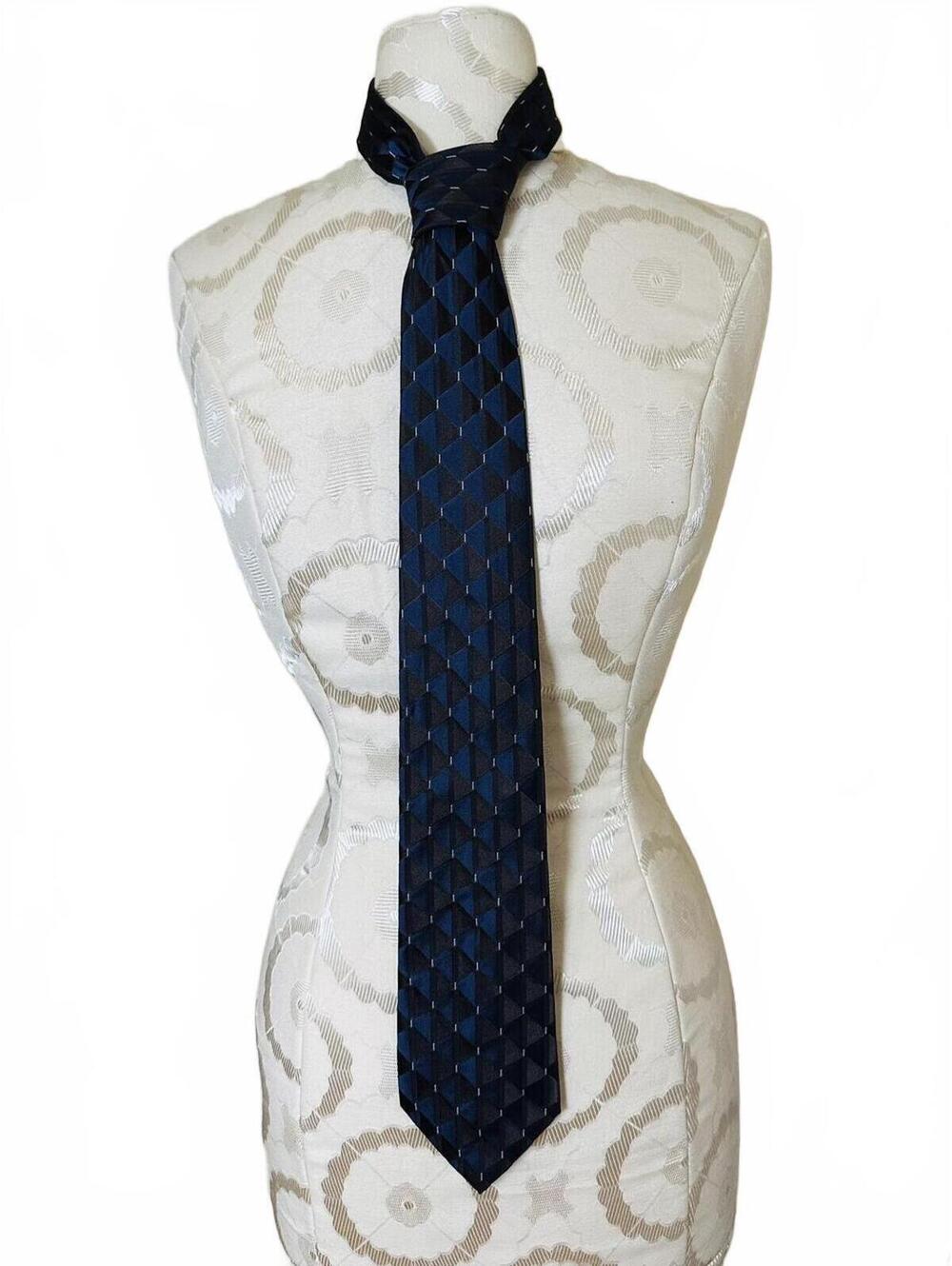 Men's Navy Blue Geometric Pattern 100% Silk Tie